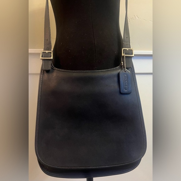 Coach Handbags - Coach Vintage Black Crossbody Hippie Bag